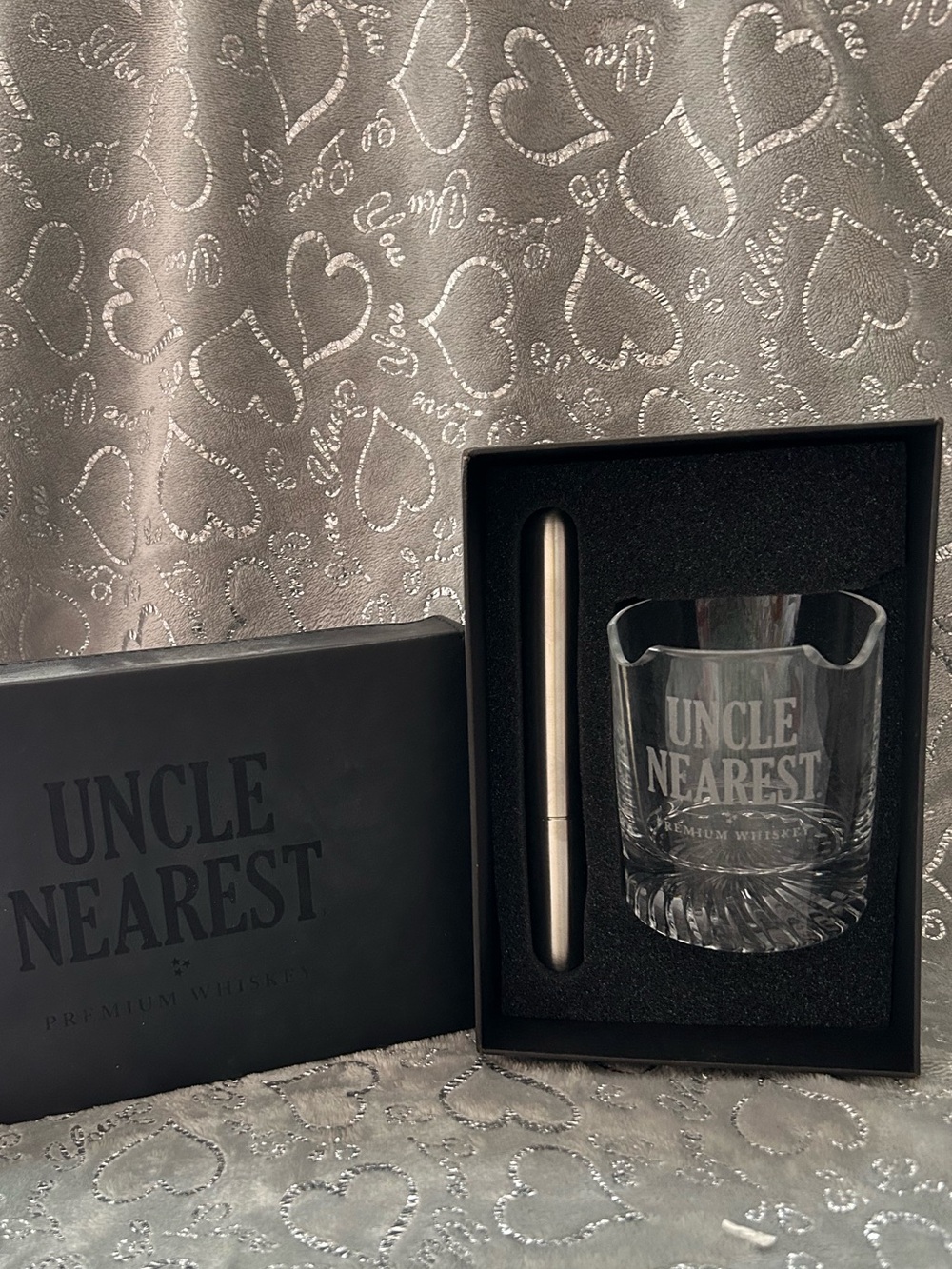 NWT Uncle Nearest 8oz Silver Cigar Holder Whiskey Glass Gift Set